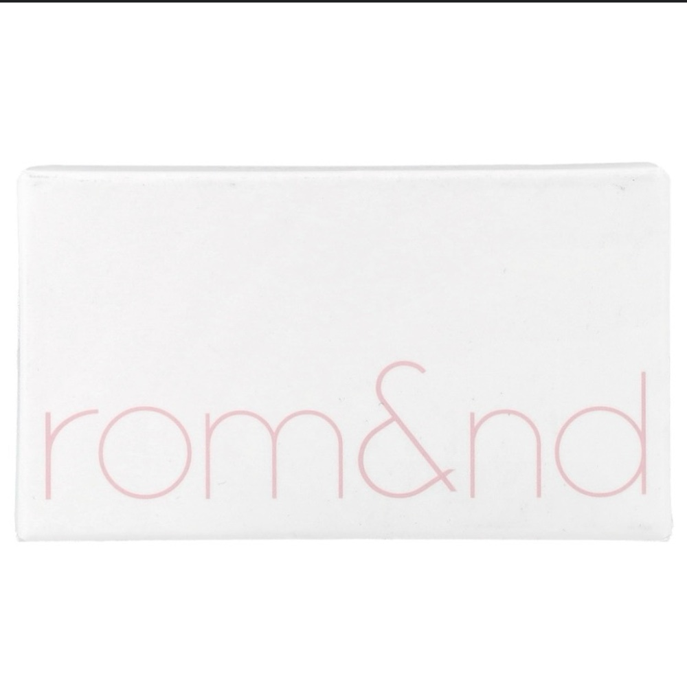Rom&nd NWT Duo - Better than cheek, W01 Odi Milk, 4g.